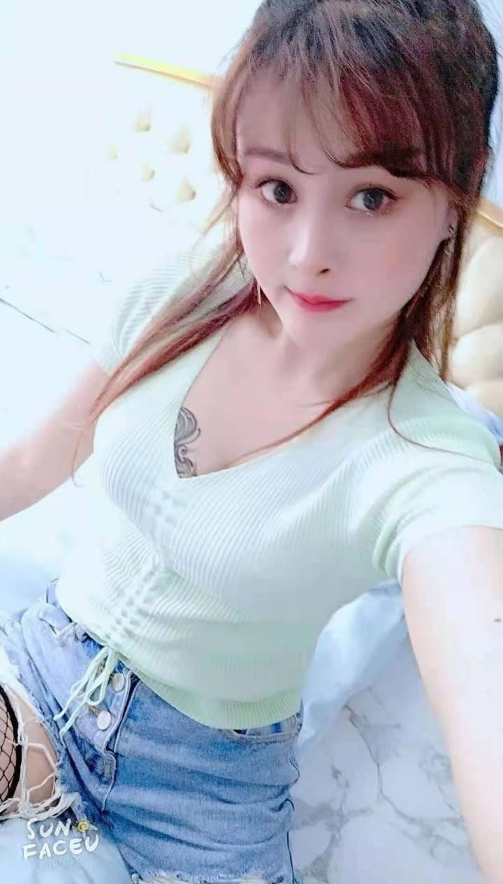 龙华区紫色烟花美人